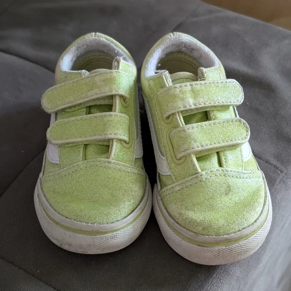 Toddler Sparkly Green Vans Velcro Sneakers - Picture 2 of 5
